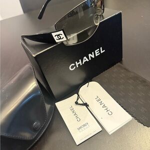 Vintage Chanel Aviator shield sunglasses